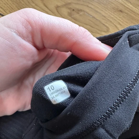 Lululemon Wunder Train Ribbed Black Leggings size 10 - Picture 3 of 3